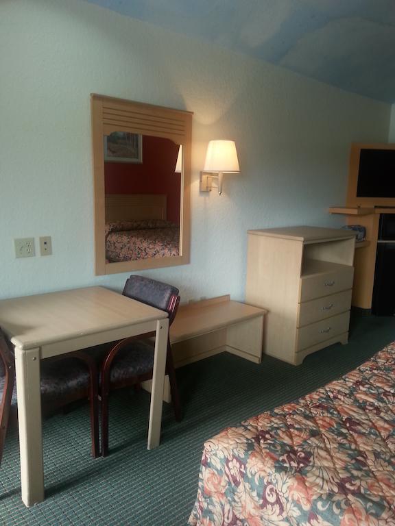 Crystal Inn 249 North Louetta Rom bilde